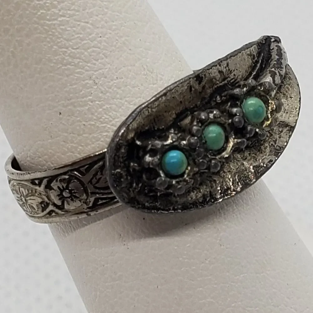Adjustable Silver & Blue Leaf & Flower Ring